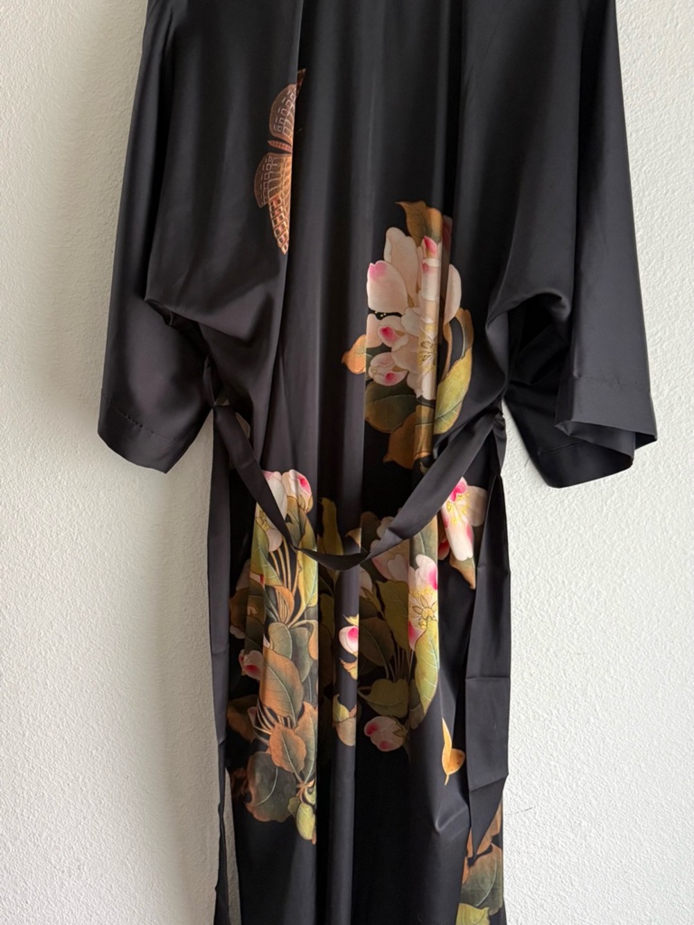 KIM + ONO PEONY & BUTTERFLY LONG KIMONO ROBE OS - Picture 6 of 9